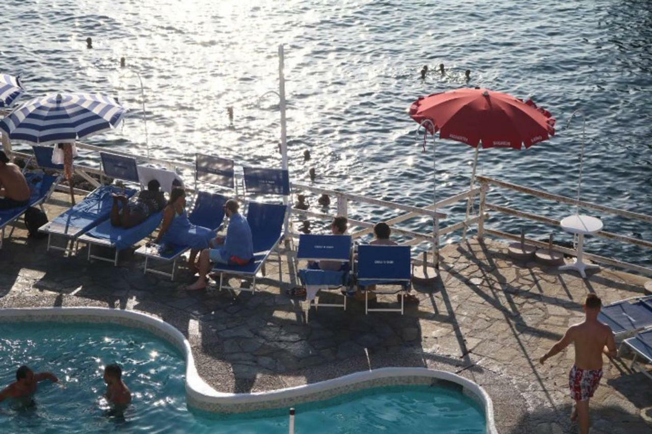 Casa Vacanza Anacapri Sunrise Bagian luar foto